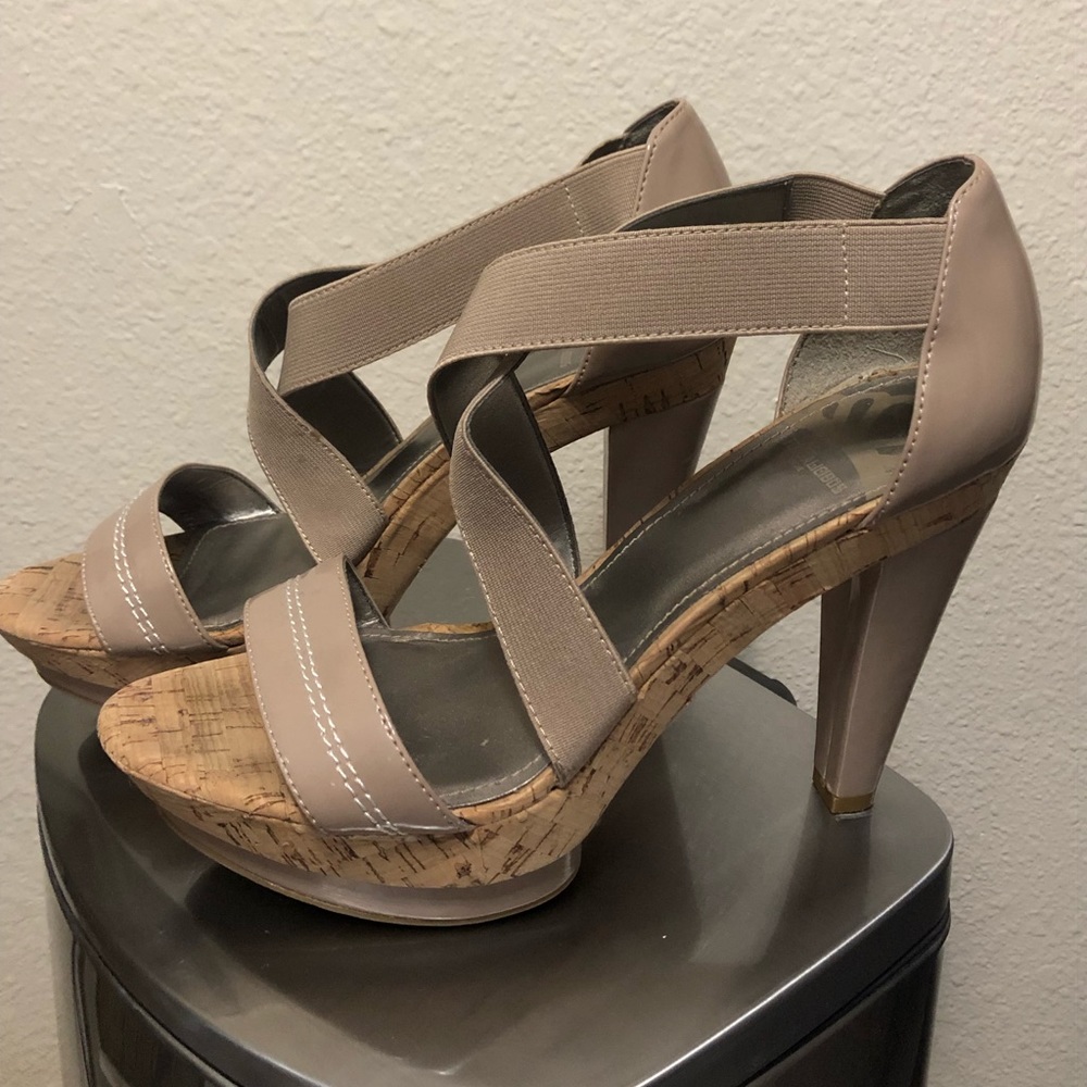 Tan Fergalicious 5” heels